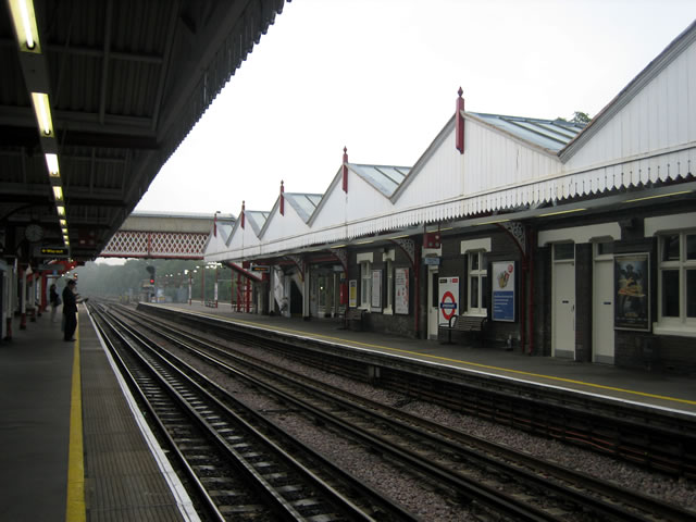 Amersham station2